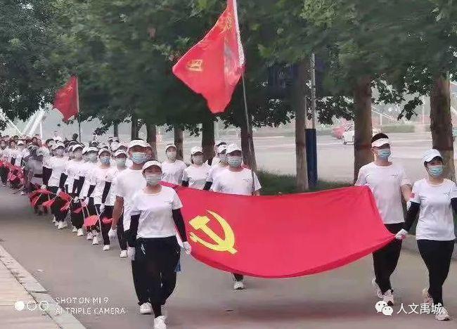 为什么现在考公务员呈现出大龄趋势？游戏画面